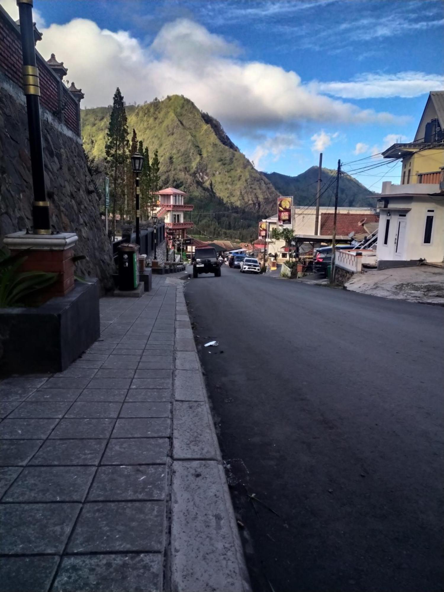 Lusman Homestay Bromo Ngadisari Exterior foto